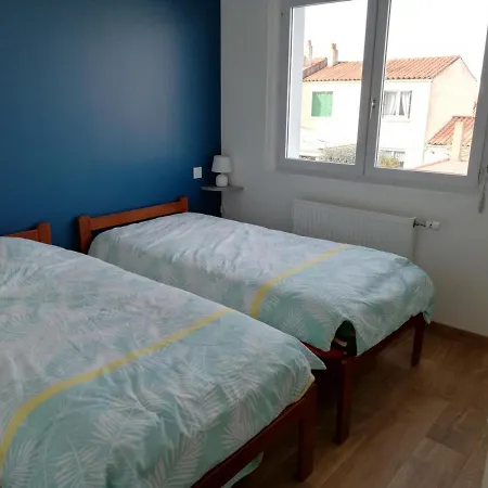 Maison Les Sables-d'olonne, 4 Pieces, 6 Personnes - Fr-1-385-19